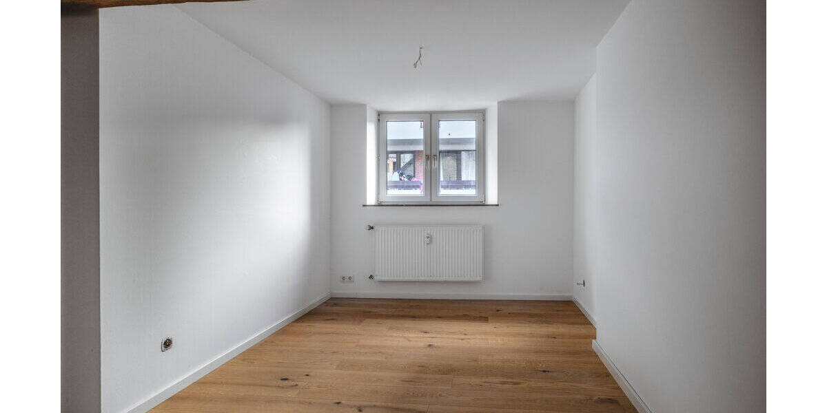 Reihenmittelhaus Stolberg - 9 Zimmer, 311 m&sup2;, 449.000&euro; | Angebot:26806794