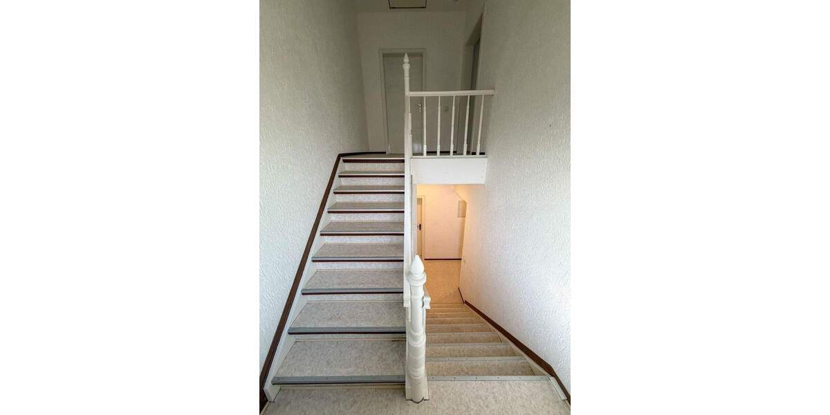 Reihenmittelhaus Stolberg (Rheinland) / Büsbach Büsbach - 7 Zimmer, 173 m&sup2;, 359.000&euro; | Angebot:25686987