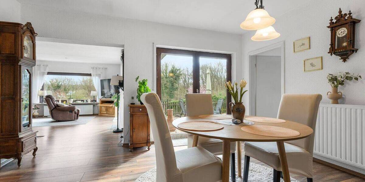 Einfamilienhaus Mechernich Satzvey - 7 Zimmer, 184 m&sup2;, 420.000&euro; | Angebot:25957806