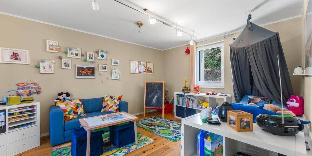 Einfamilienhaus Kreuzau Untermaubach - 7 Zimmer, 280 m&sup2;, 775.000&euro; | Angebot:25938946