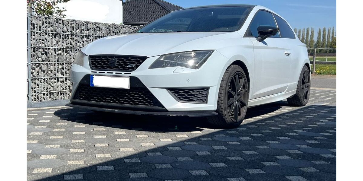 Seat Leon 160.000 km 16.999 &euro; Niederzier 52382