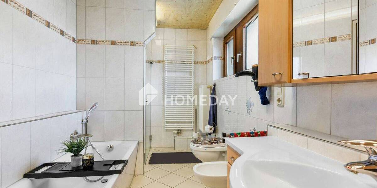Doppelhaushälfte Niederzier - 7 Zimmer, 209 m&sup2;, 397.000&euro; | Angebot:25910644