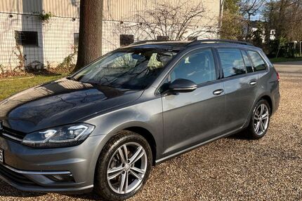 VW Golf 130.000 km 12.600 &euro; Düren 52355