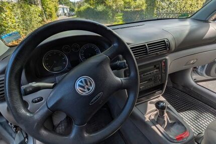 VW Passat 107.000 km 5.000 &euro; Schmidt /Nideggen 52385