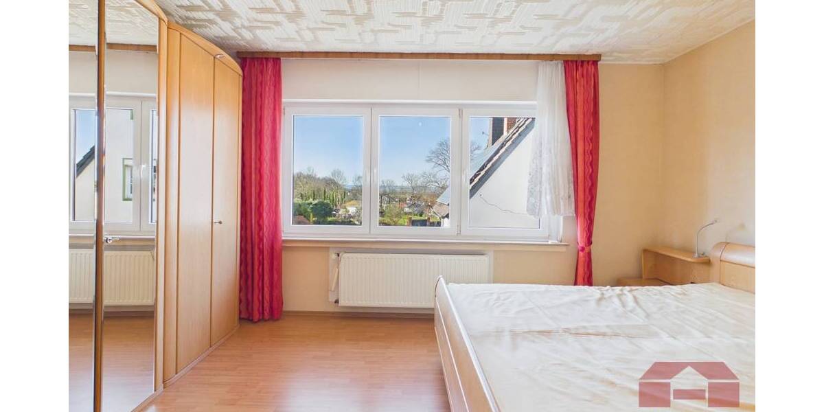 Reihenmittelhaus Zülpich / Ülpenich Ülpenich - 5 Zimmer, 118 m&sup2;, 225.000&euro; | Angebot:25984951