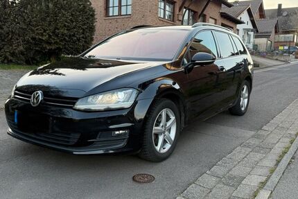 VW Golf 203.000 km 5.850 &euro; Mechernich 53894