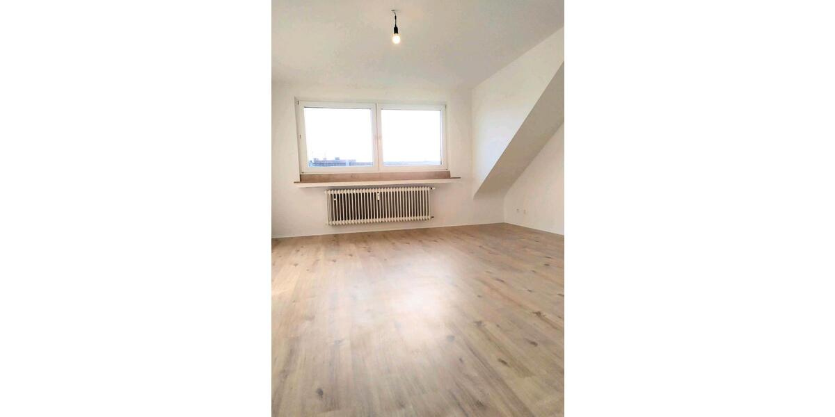 Dachgeschoßwohnung Stolberg (Rheinland) - 3 Zimmer, 65 m&sup2;, 159.000&euro; | Angebot:26414894