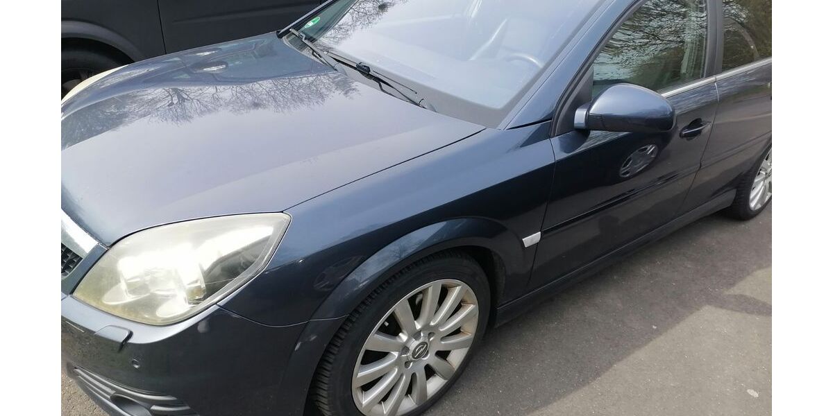 Opel Vectra 220.000 km 2.499 &euro; Düren 52353
