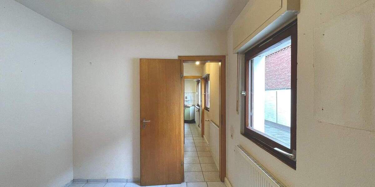 Einfamilienhaus Eschweiler Nothberg - 6 Zimmer, 110 m&sup2;, 160.000&euro; | Angebot:25683256