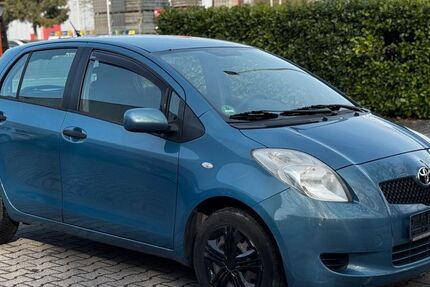 Toyota Yaris 130.842 km 2.990 &euro; Alsdorf 52477
