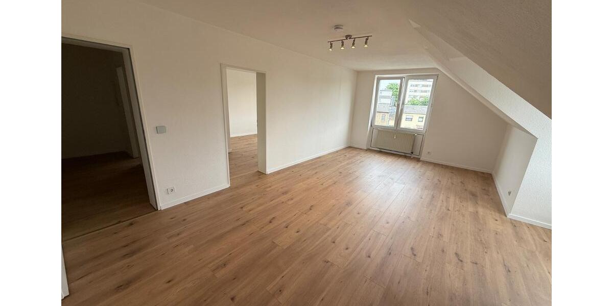 Dachgeschoßwohnung Herzogenrath - 2 Zimmer, 58 m&sup2;, 560&euro; | Angebot:25972371