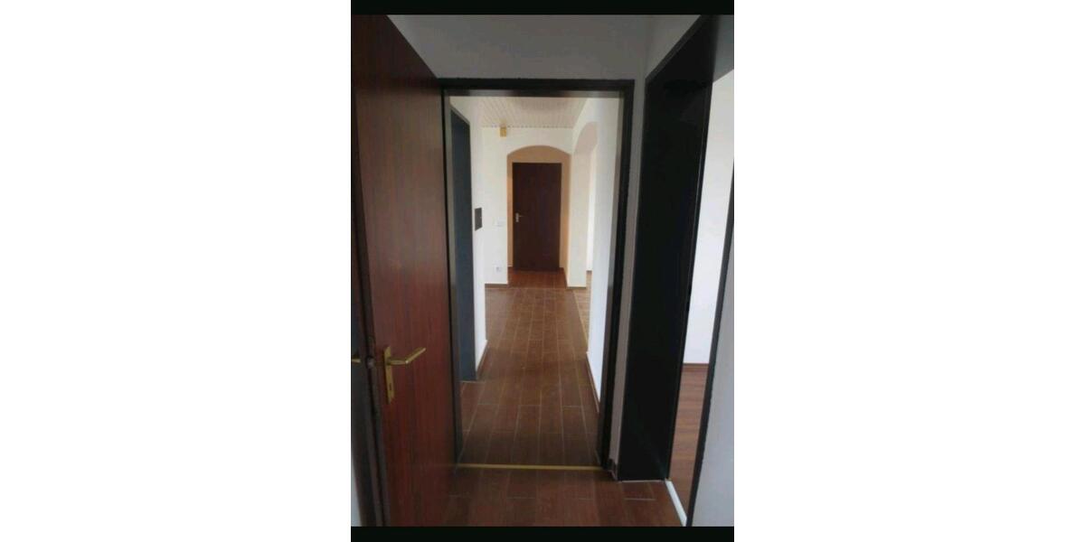 Etagenwohnung Bedburg - 4.5 Zimmer, 95 m&sup2;, 160.000&euro; | Angebot:25614595