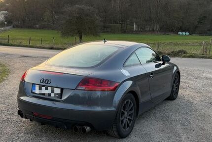 Audi TT 185.000 km 7.499 &euro; Herzogenrath 52134