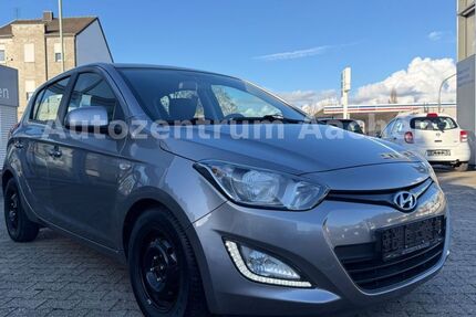 Hyundai i20 100.000 km 4.990 &euro; Eschweiler 52249