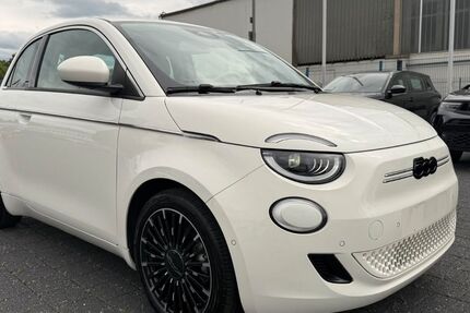 Fiat 500e 17.200 km 22.200 &euro; Alsdorf-Hoengen (bei Aachen) 52477