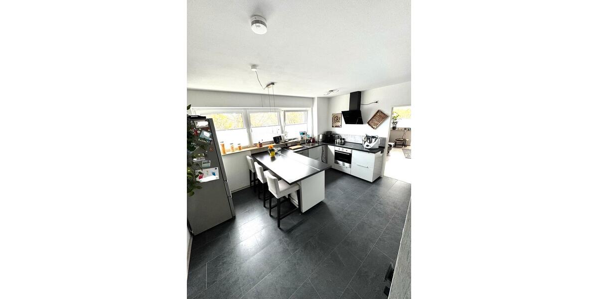 Etagenwohnung Herzogenrath - 3 Zimmer, 71 m&sup2;, 900&euro; | Angebot:25962532