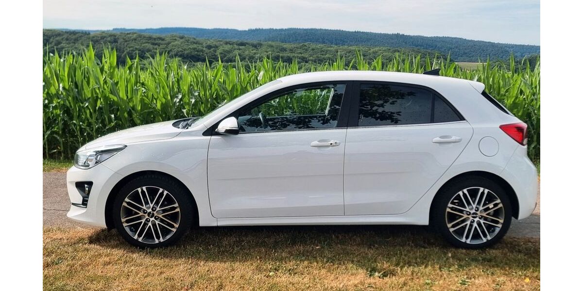 Kia Rio 27.110 km 14.300 &euro; Aachen 52072