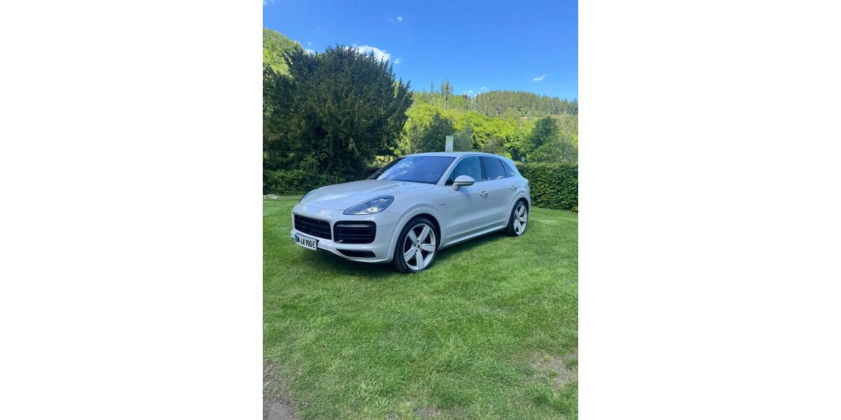 Porsche Cayenne 119.000 km 59.900 &euro; Hürtgenwald 52393