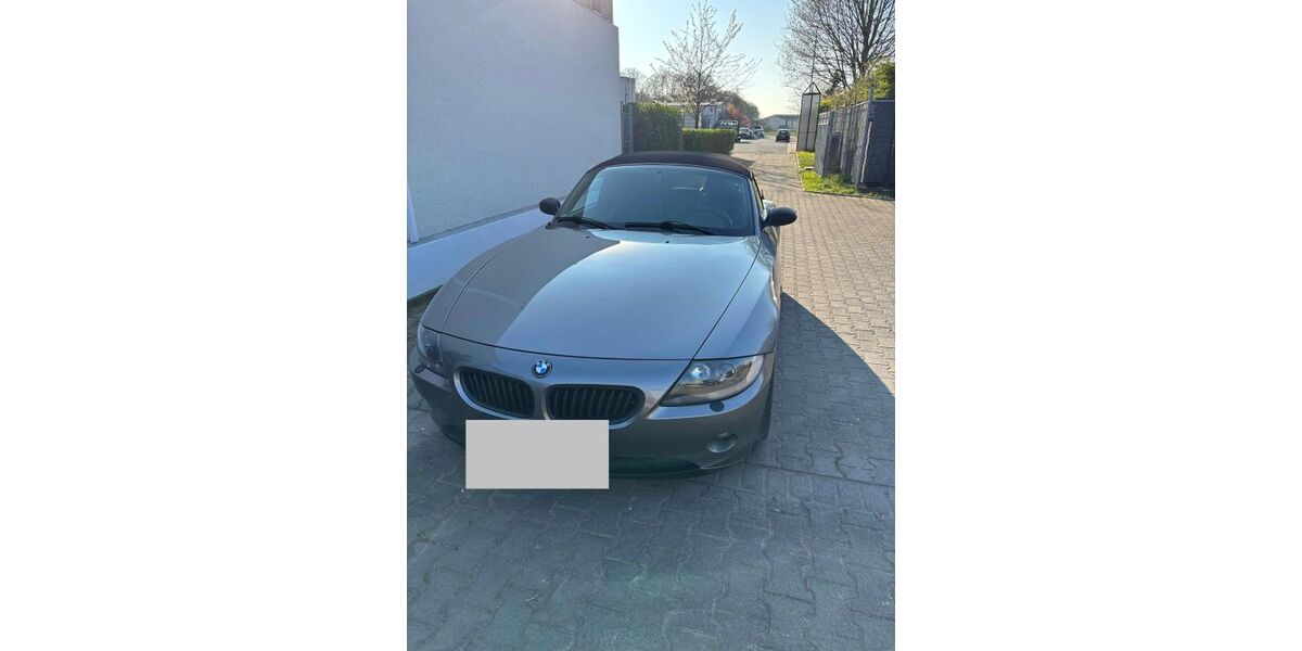 BMW Z4 97.000 km 13.999 &euro; Aachen 52076