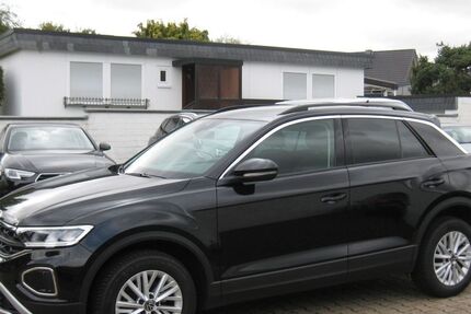 VW T-Roc 135.000 km 13.990 &euro; Niederzier 52382