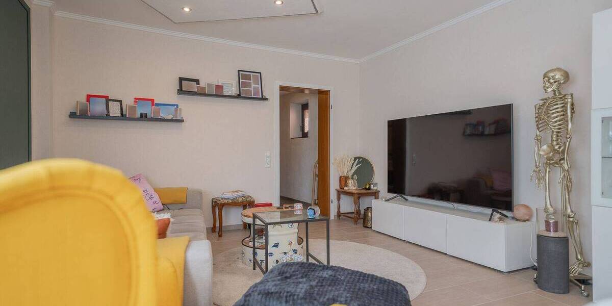 Mehrfamilienhaus, Wohnhaus Würselen Broichweiden - 6 Zimmer, 179 m&sup2;, 315.000&euro; | Angebot:25742119