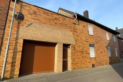 Haus Linnich - 6 Zimmer, 150 m&sup2;, 159.000&euro; | Angebot:25873083