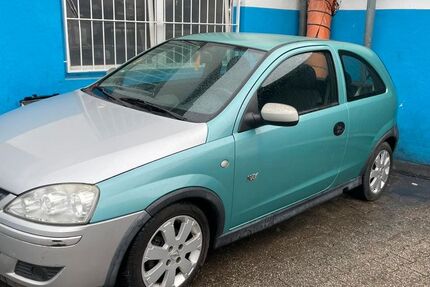 Opel Corsa 186.173 km 700 &euro; Aachen 52086