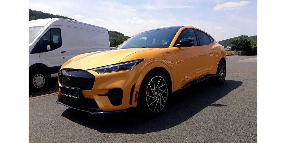 Ford Mustang Mach-E 48.000 km 31.550 &euro; Jülich 52428