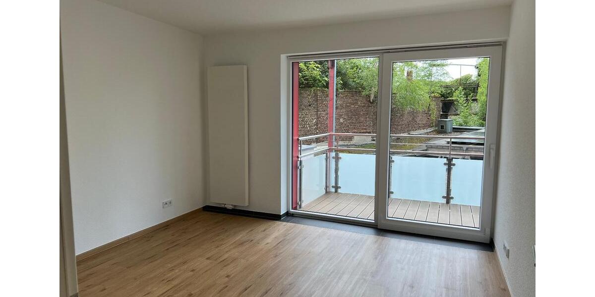 Etagenwohnung Aachen Aachen-Mitte - 2 Zimmer, 65 m&sup2;, 750&euro; | Angebot:26637426