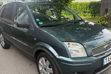 Ford Fusion 125.000 km 3.999 &euro; Düren 52349