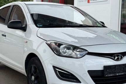 Hyundai i20 211.000 km 2.999 &euro; Euskirchen 53879