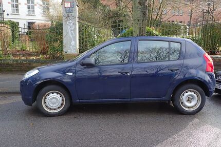 Dacia Sandero 100.000 km 2.000 &euro; Aachen 52064