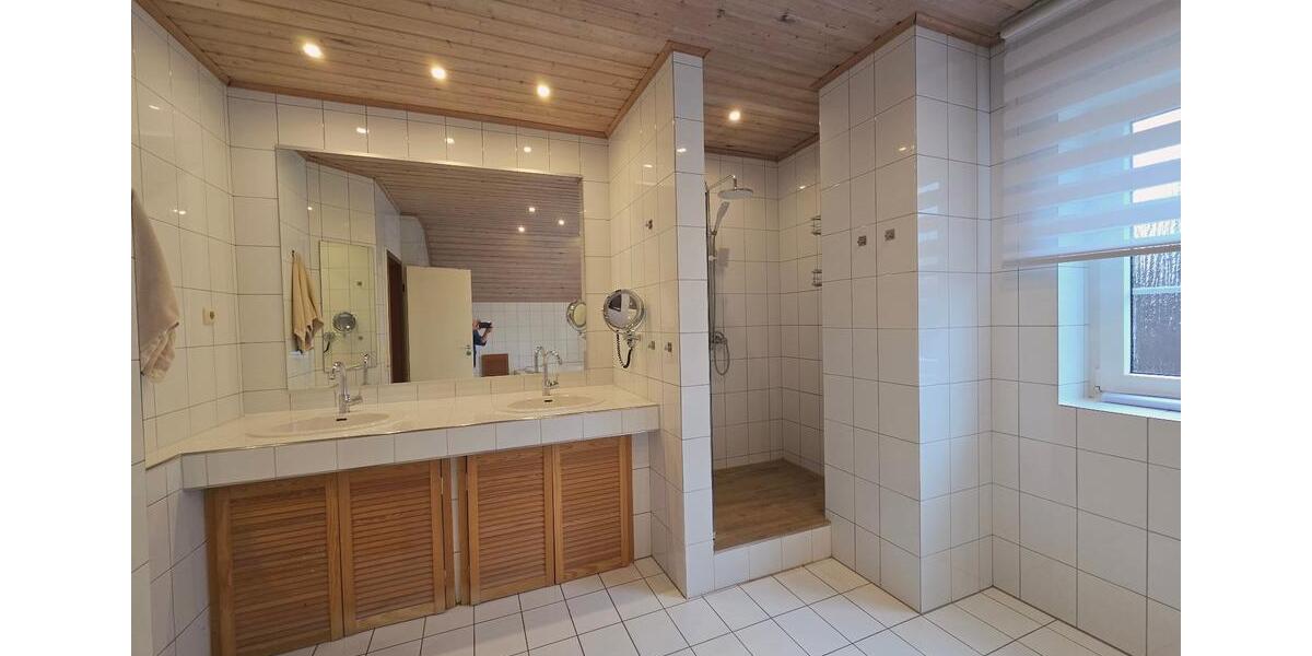 Einfamilienhaus Bergheim Ahe - 5 Zimmer, 160 m&sup2;, 685.000&euro; | Angebot:26041504