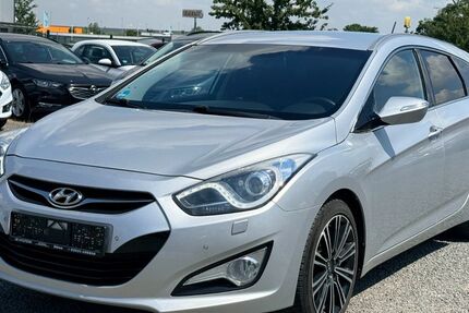 Hyundai i40 214.000 km 3.450 &euro; Düren 52351