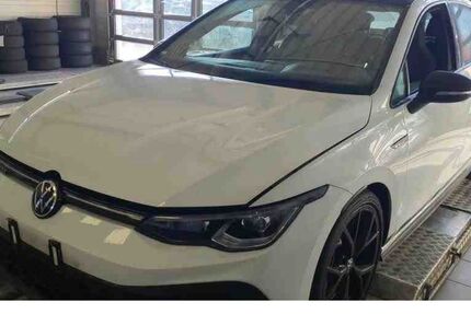 VW Golf 58.046 km 31.970 &euro; Aachen 52078