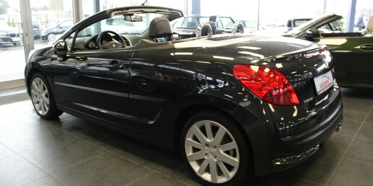 Peugeot 207CC 120 VTi Automatik Sport 81.975 km 6.980 &euro; Euskirchen 53881