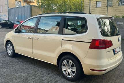 VW Sharan 381.281 km 5.200 &euro; Aachen 52068