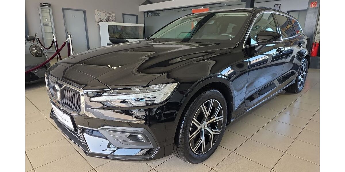 Volvo V60 32.872 km 27.950 &euro; Bergheim 50126