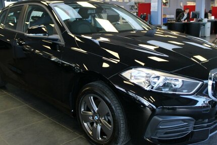 BMW 118 118d Aut. Advantage 15.390 km 21.980 &euro; Euskirchen 53881