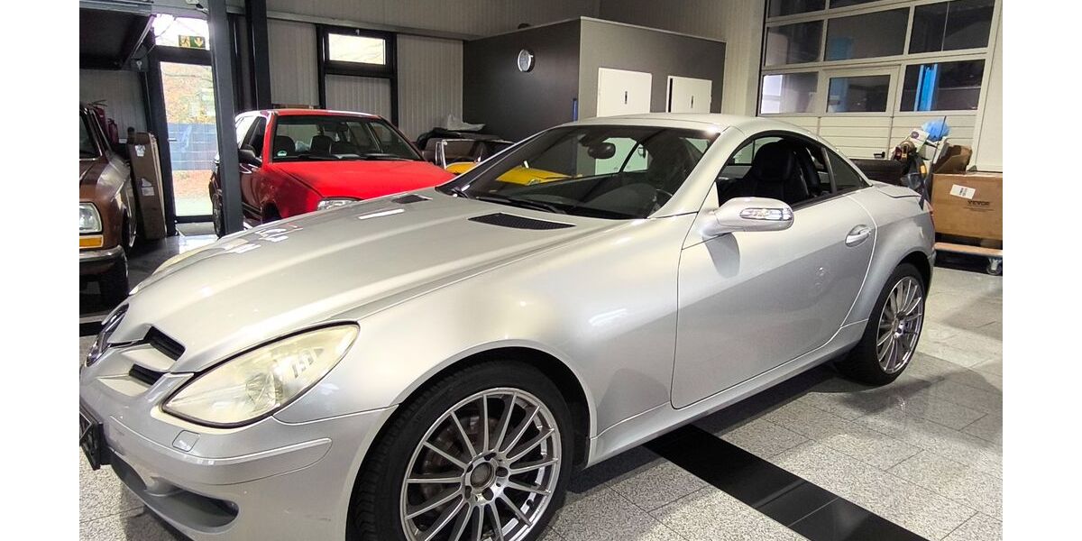 Mercedes-Benz SLK 200 215.469 km 6.599 &euro; Alsdorf (Nordrhein-Westfalen) 52477
