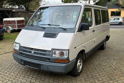 Renault Trafic 32.772 km 9.970 &euro; Euskirchen 53879