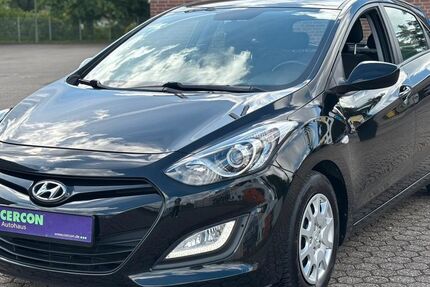 Hyundai i30 78.000 km 8.490 &euro; Düren 52349