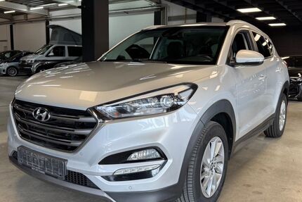 Hyundai TUCSON 166.952 km 12.900 &euro; Jülich 52428