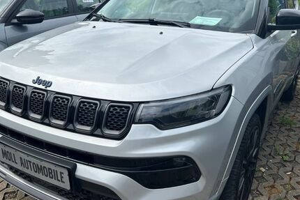 Jeep Compass 29.237 km 24.390 &euro; Aachen 52078