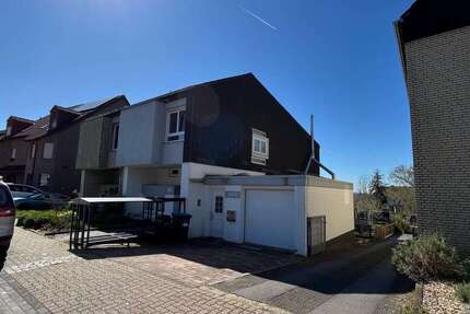 Haus Stolberg Büsbach - 7 Zimmer, 228 m&sup2;, 2.000&euro; | Angebot:27688259