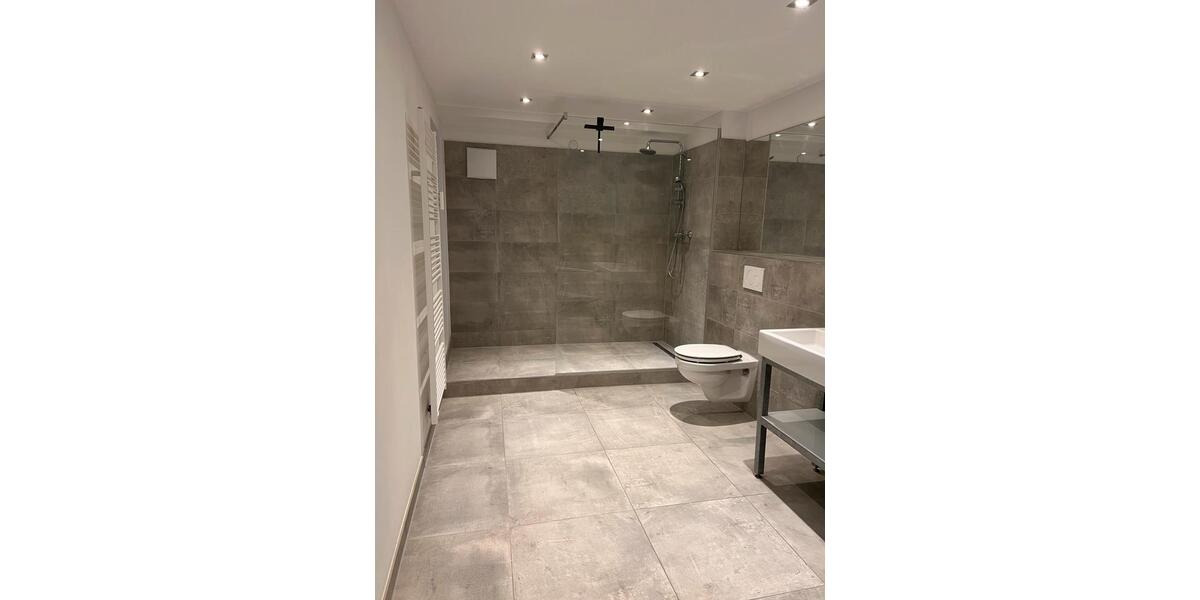 Erdgeschoßwohnung Hürth - 2.5 Zimmer, 150 m&sup2;, 2.320&euro; | Angebot:26552517