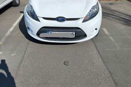 Ford Fiesta 235.000 km 1.999 &euro; Düren 52351