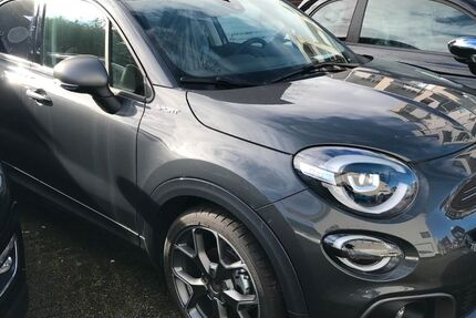 Fiat 500X 5 km 23.699 &euro; Baesweiler 52499