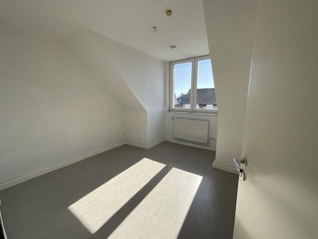 Dachgeschoßwohnung Alsdorf - 4.5 Zimmer, 81 m&sup2;, 426&euro; | Angebot:25963943