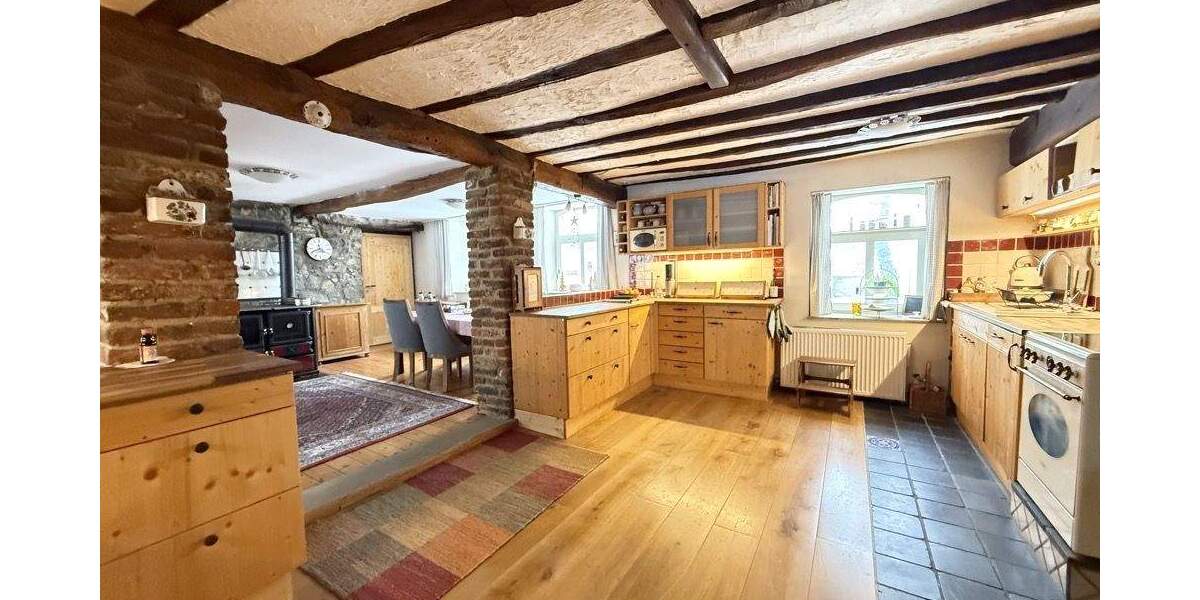 Mehrfamilienhaus, Wohnhaus Aachen / Hahn Hahn - 8 Zimmer, 328 m&sup2;, 890.000&euro; | Angebot:25801606